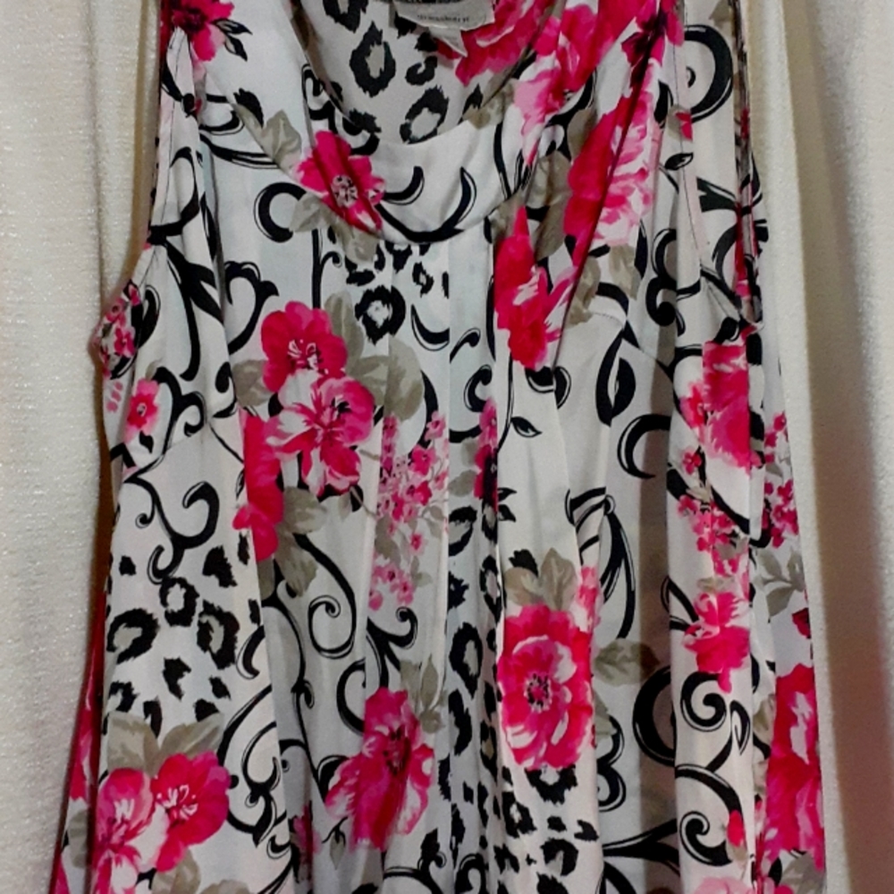 Blouse /shirt